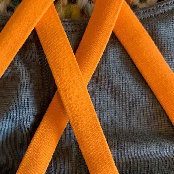 Long Lined Energy Bra *Medium Support, B–D Cups - Picture 4 of 5